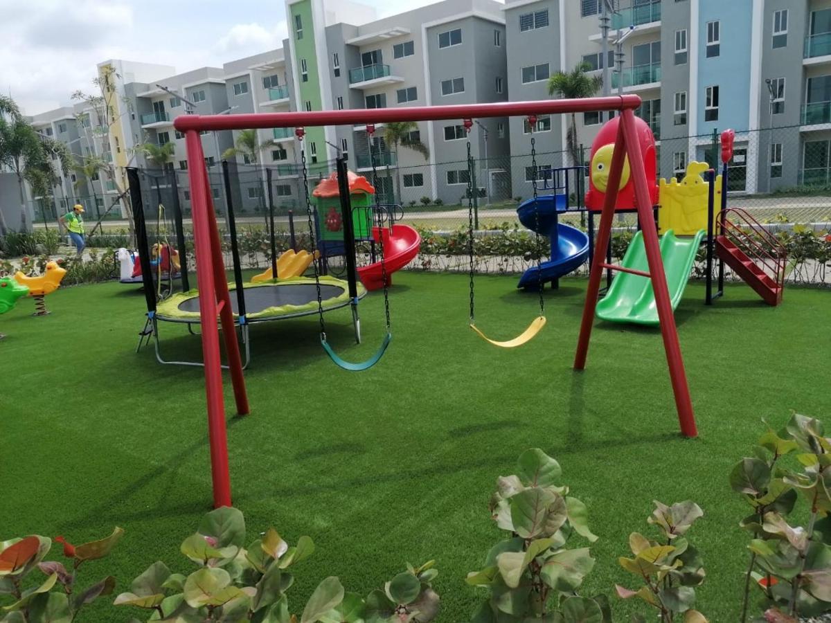 Vista Verde: Apartamento Familiar con Piscina y Áreas Recreativas Santiago De Los Caballeros Exterior photo
